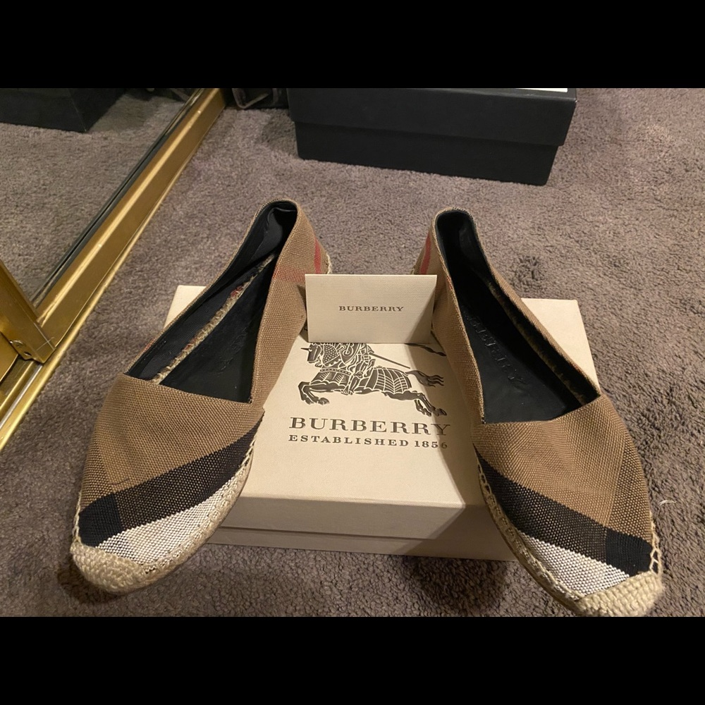 Burberry Flat Sandals